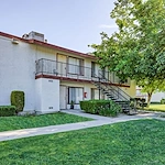 Image of Walnut Apartments (3)