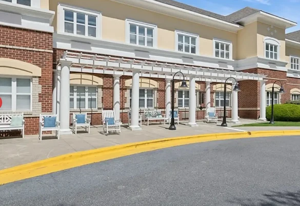 Image of Fox Hollow Senior Living Community (2)