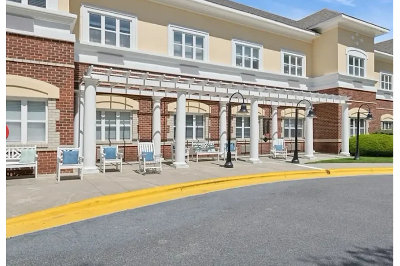 Image of Fox Hollow Senior Living Community (2)