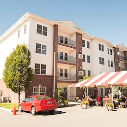 Image of Saucon Valley Manor (3)