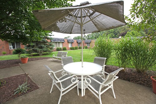 Image of Laurels Of Bedford (10)