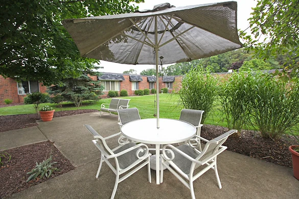 Image of Laurels Of Bedford (10)