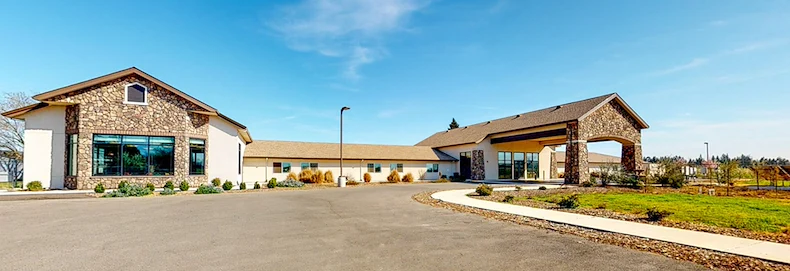 Image of Emerald Oaks (1)