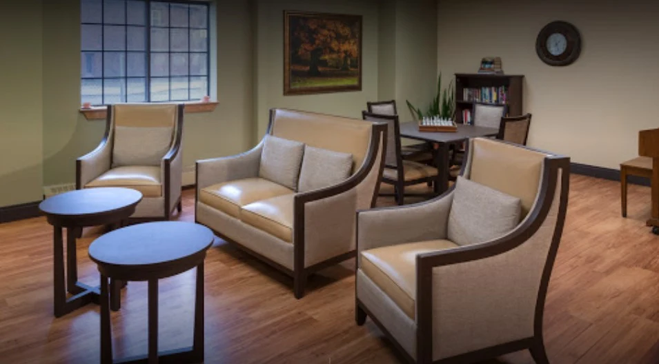 Image of Crawford Manor Health Care Center Assisted Living (3)