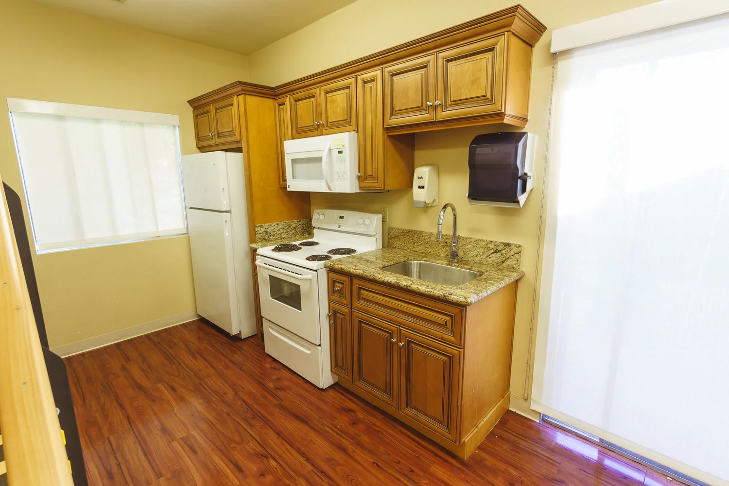 Image of Country Manor La Mesa Healthcare Center (9)