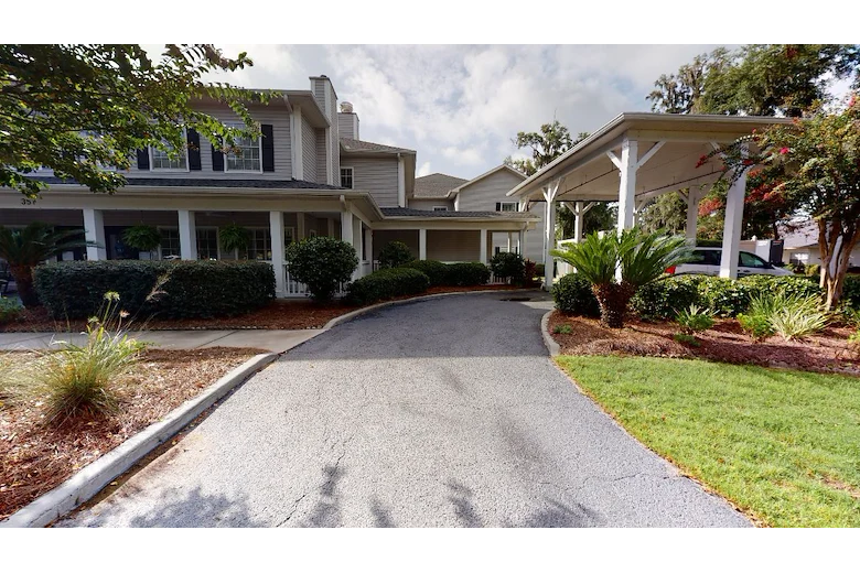 Image of Summer Breeze Senior Living (1)