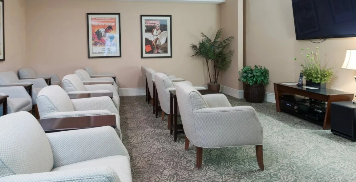 Image of Three Oaks Assisted Living (6)