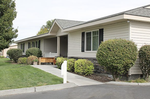 Image of Ashley Manor - Manzanita I (1)