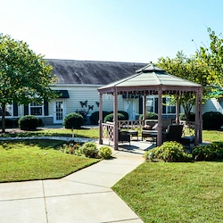 Image of Oaks at Seneca (2)