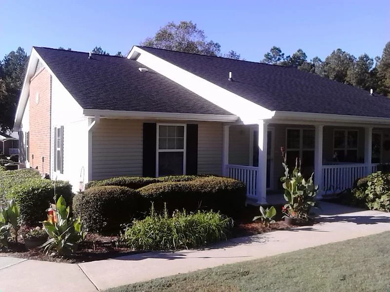 Image of Hazelwood Manor (1)