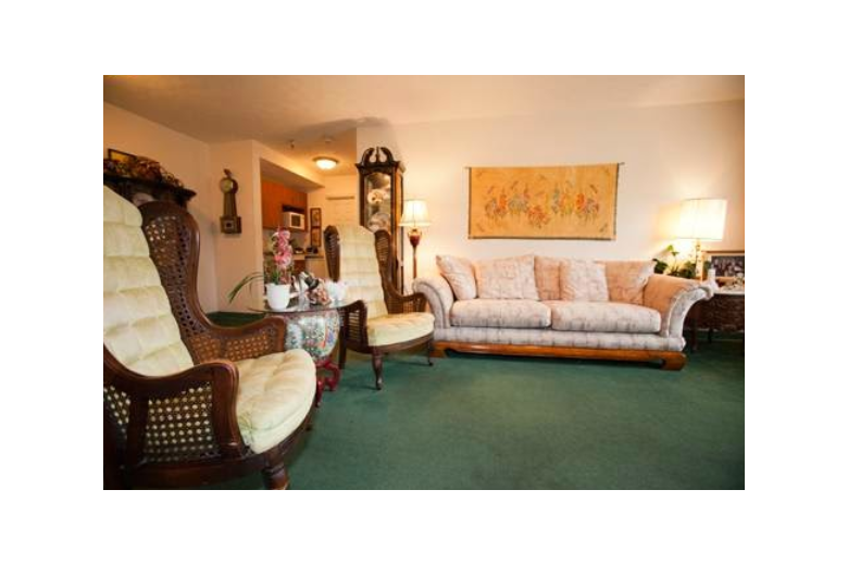 Image of The Gables at Charlton Place Senior Living (5)