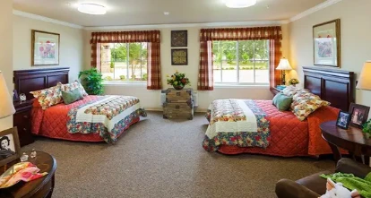 Colonial Oaks at Arlington, TX, bedroom with two beds