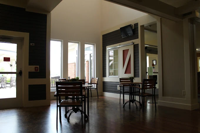 Image of Fox Run Manor (3)