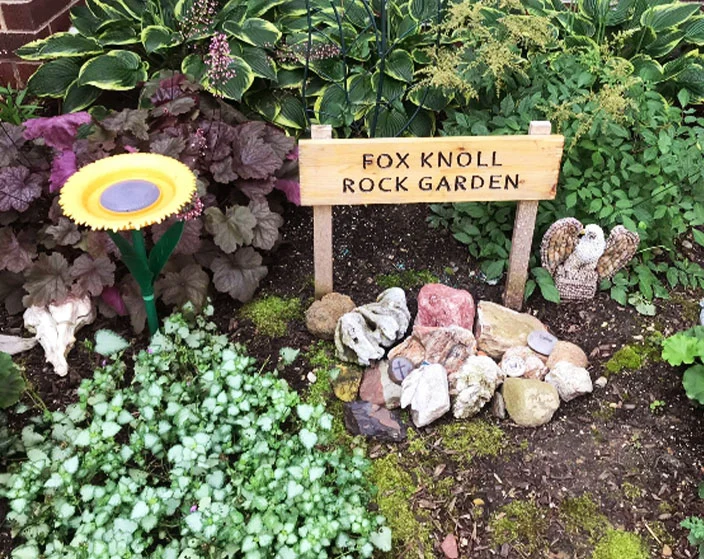 Prime Healthcare Senior Living – Fox Knoll Village in Aurora, IL, rock garden