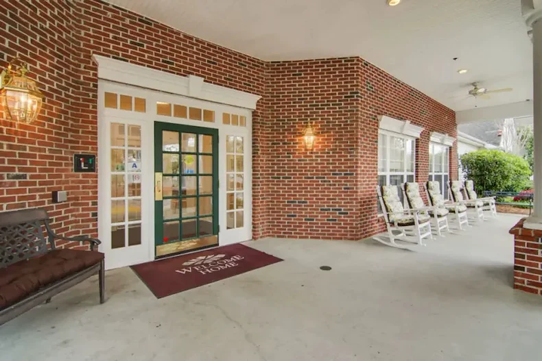 Image of Oaks at Daniel Island (2)