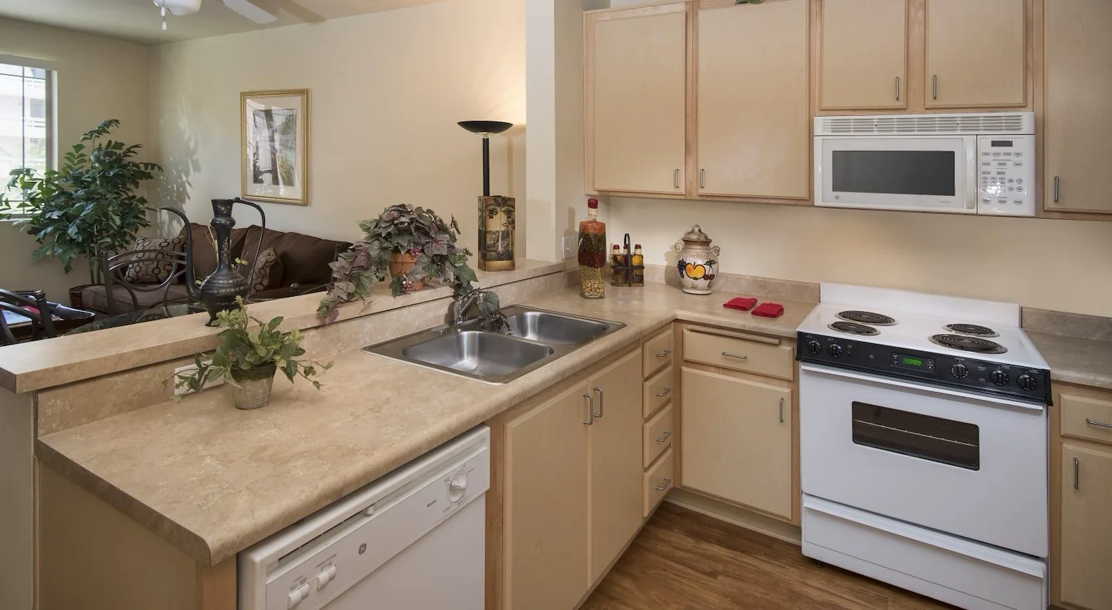 Image of Burbanks Senior Artists Colony (6)