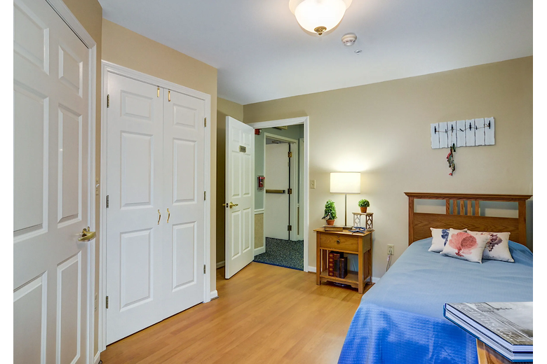 Image of Arden Courts of Livonia (9)