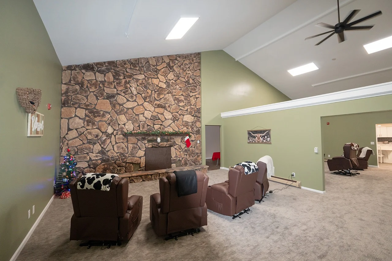 Image of Oakbrook Senior Living at Williamston (3)