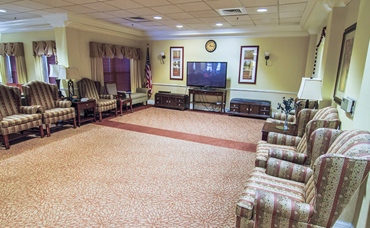 Image of Woodlake Legacy Senior Living (3)