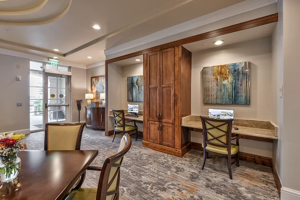 Sonata Windermere Assisted Senior Living in FL business center with computers