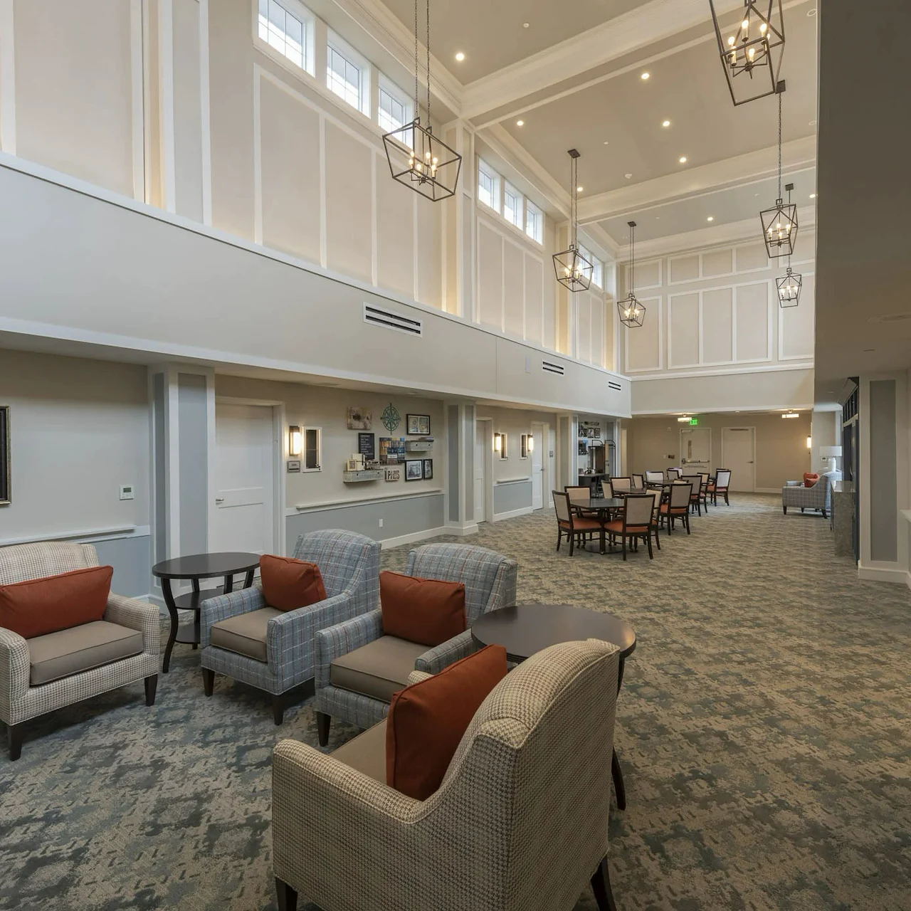 Alto Evergreen Walk, senior living community offering assisted living, memory care, and respite care in South Windsor, CT, common gathering area