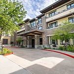 Image of Merrill Gardens at Lafayette (1)
