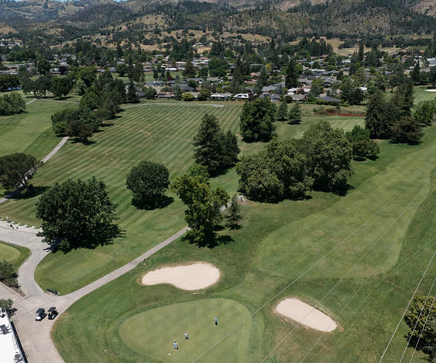 Image of Oakmont Gardens (9)