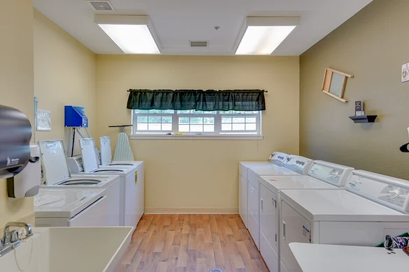 Image of Orchard Park Senior Living (7)