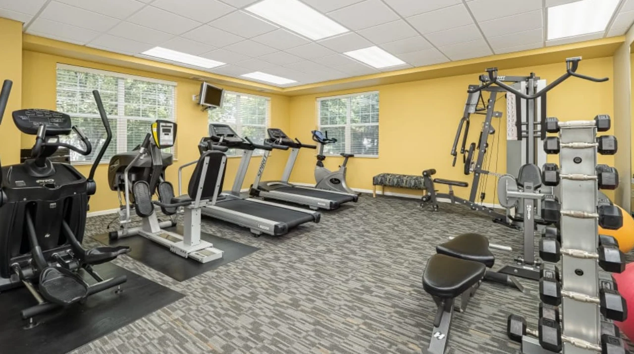 Image of Applewood Pointe of Bloomington Cooperative (3)