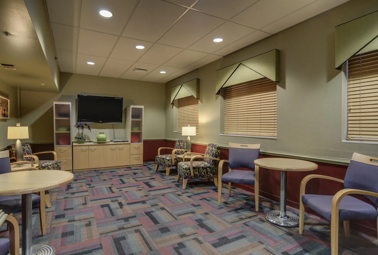 Image of Autumn Lake Healthcare At Ruxton (6)