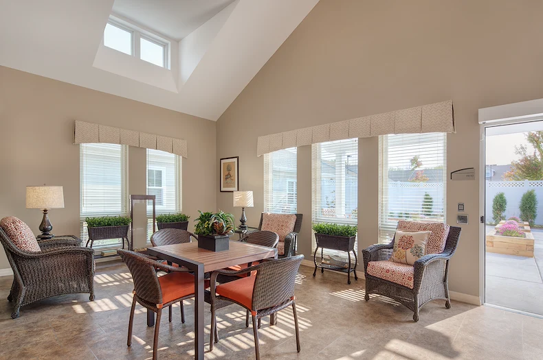 Image of White Oaks at McHenry (9)