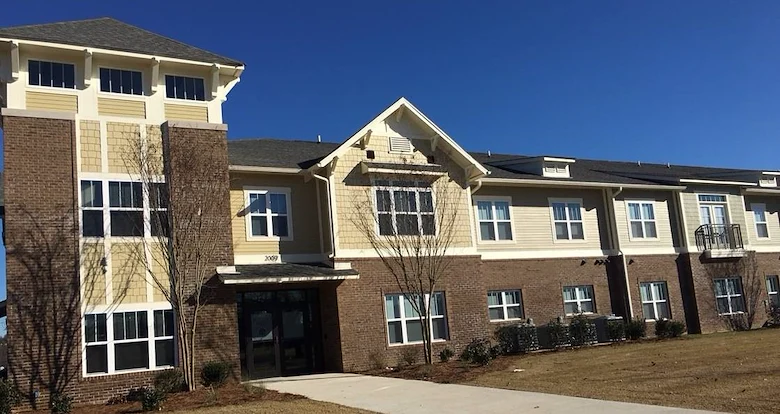 Image of Tuxedo Park Apartments (1)