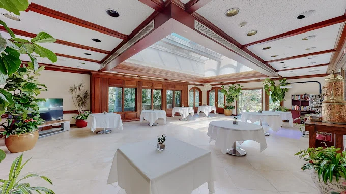 Image of Mission Park Healthcare Center (2)