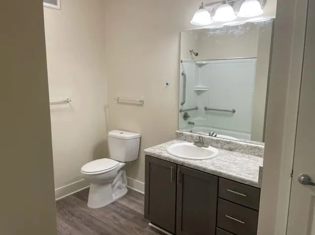 Image of Cedar Trace Apartments (2)