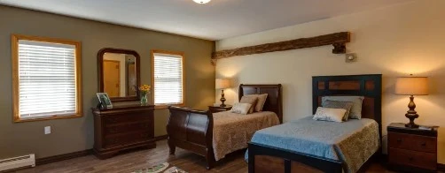 Image of Pine Rock Manor (3)