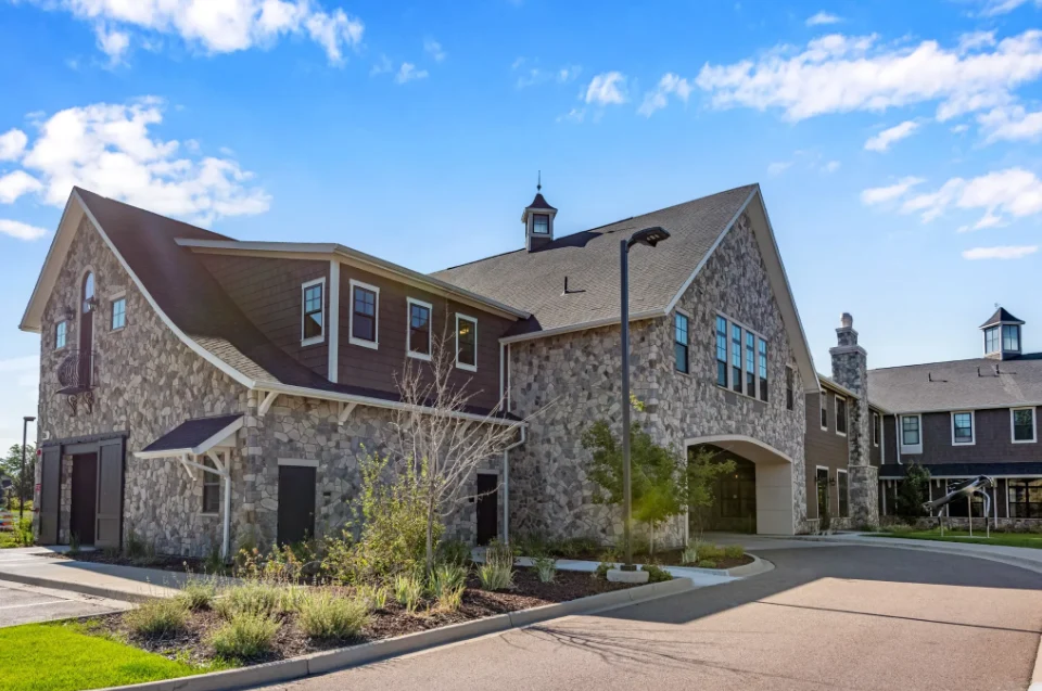 Image of Balfour Littleton (1)