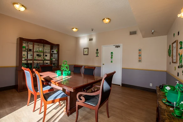 Image of Whittier Glen Assisted Living (7)