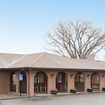 Image of Bloomfield Nursing and Rehab Center (1)