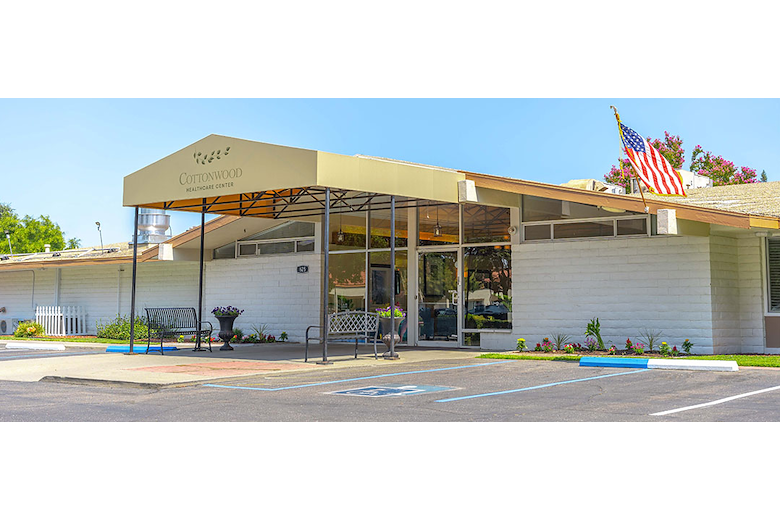 Image of Cottonwood Healthcare Center (1)