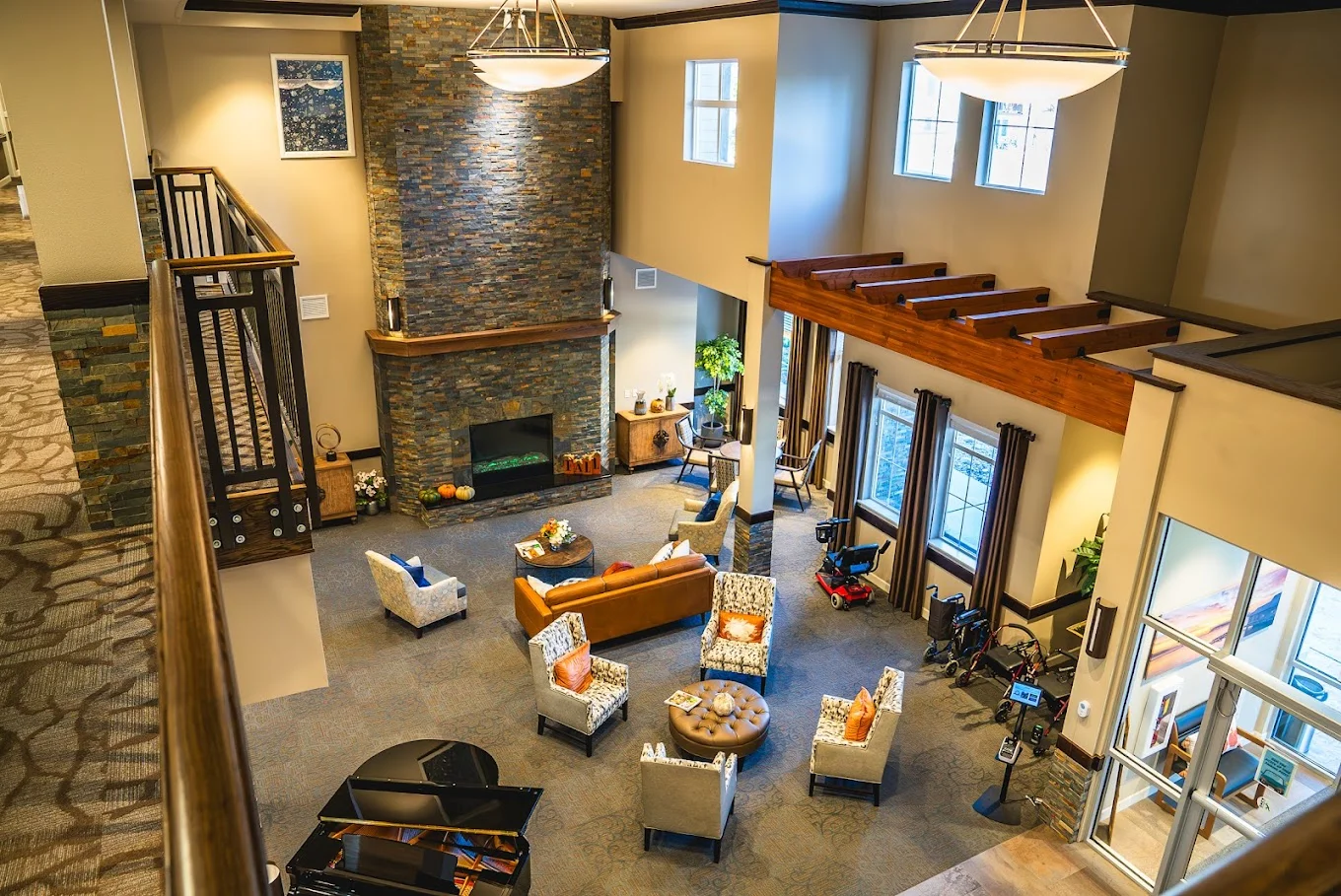 Fieldstone on Clear Creek Independent and Assisted Living lobby and sitting area