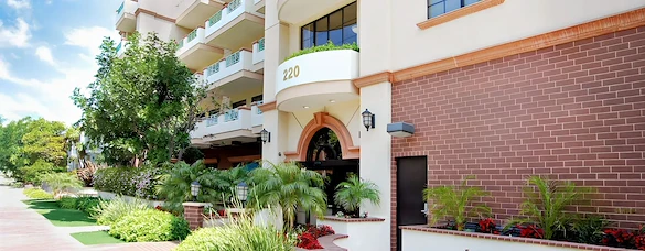 Image of Oakmont of Beverly Hills (1)