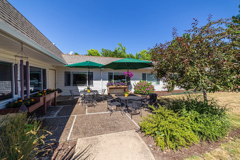 Image of French Prairie Nursing & Rehabilitation (5)