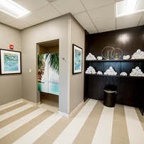 Image of Warren Barr Buffalo Grove (5)