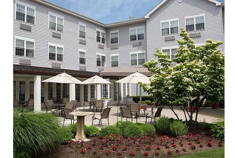 Image of Atria Hertlin Place (2)