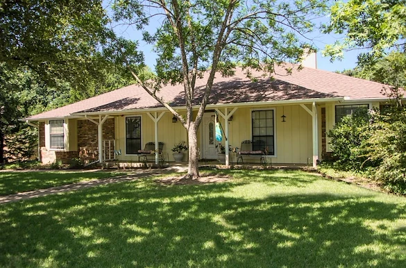 Image of 4 Seasons Senior Living Lewisville II (1)