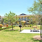 Image of Mariposa At Jason Avenuen (5)