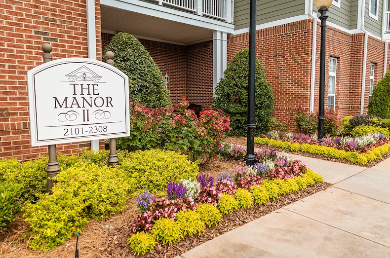 Image of The Manor (1)