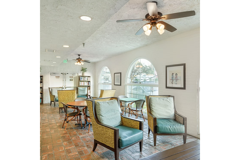 Image of Savant of Woodland Hills (9)