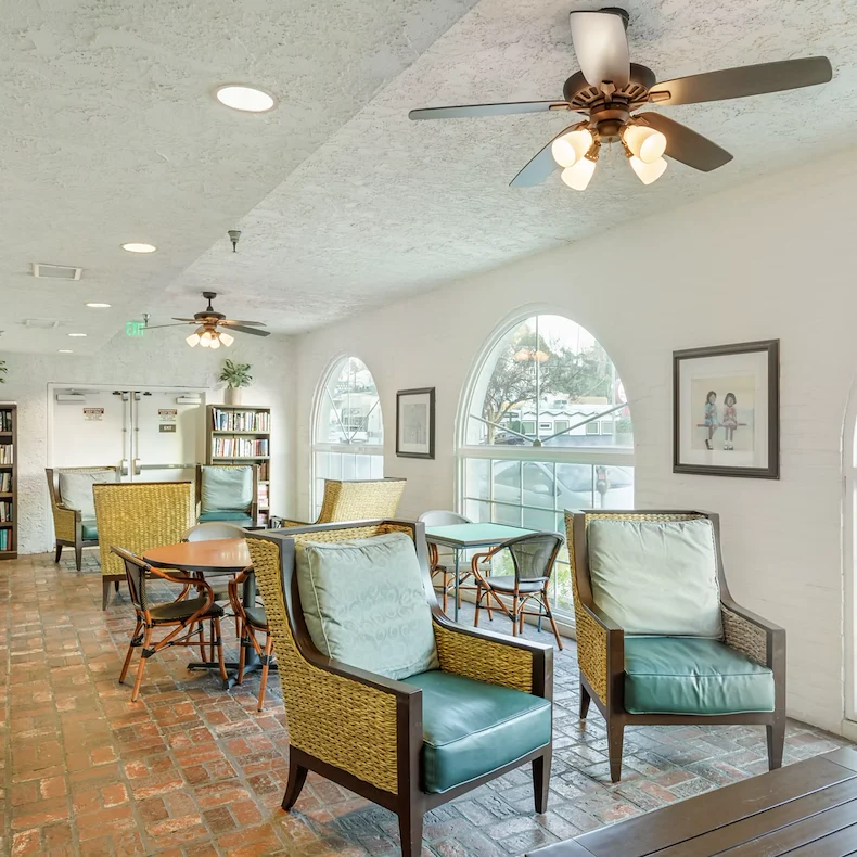 Image of Savant of Woodland Hills (9)