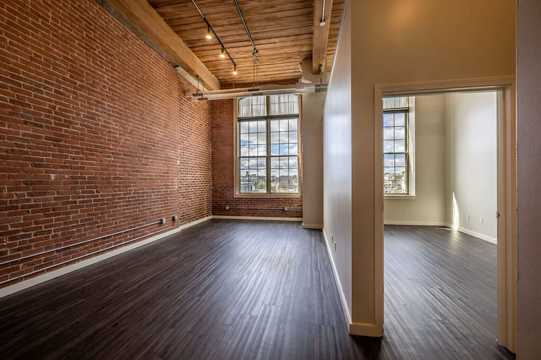 Image of Manomet Place (8)